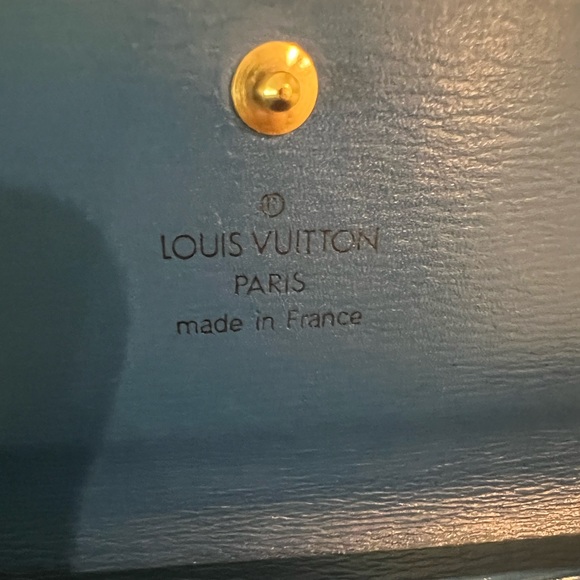 💙Louis Vuitton Vintage Epi Leather Sarah Wallet with COA & Chain BLUE EUC - Picture 9 of 16